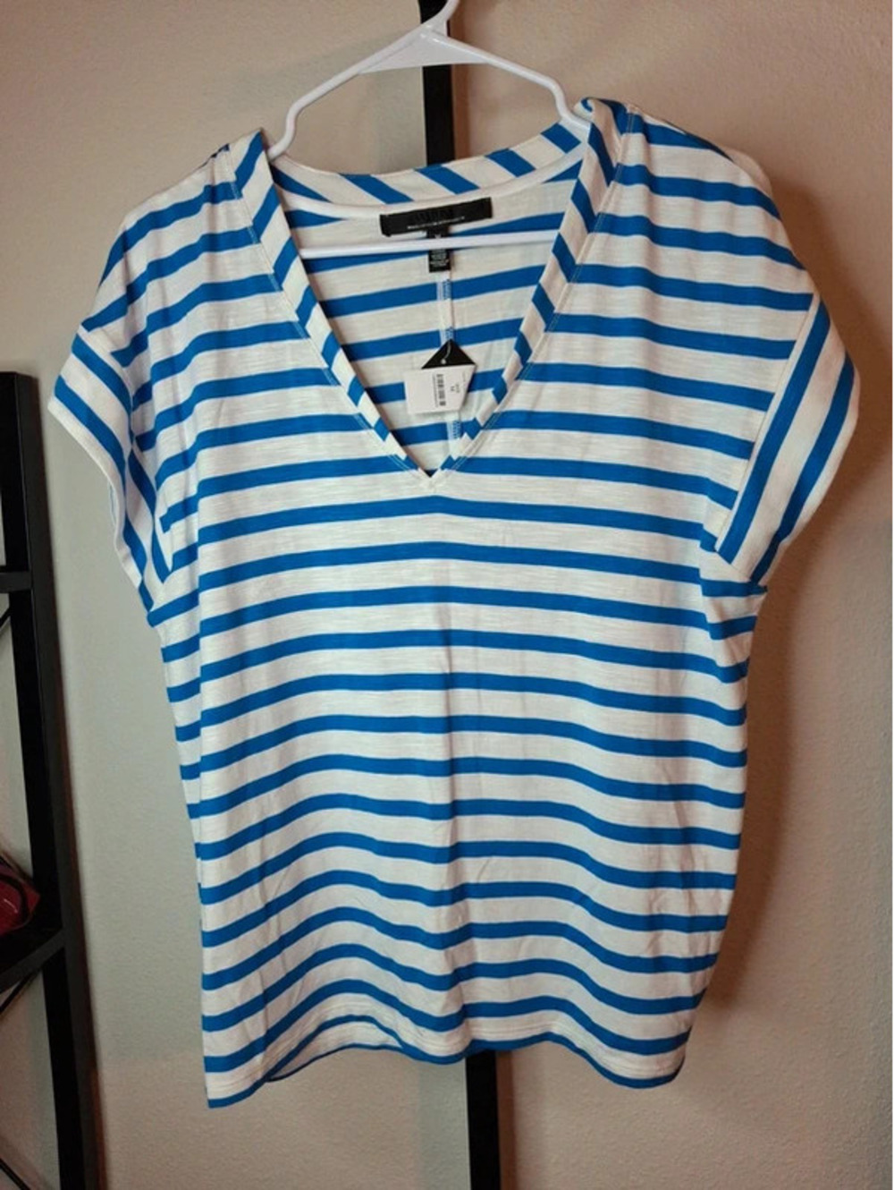 White House Black Market blue-and-white striped V-neck top size M